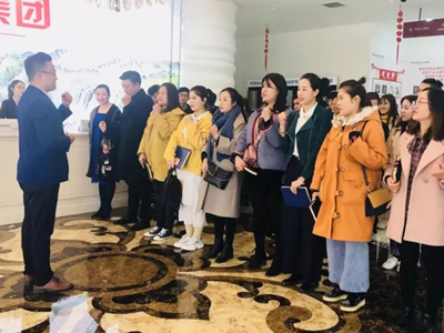 熱烈歡迎丨昌禾商學(xué)院，柔然彩虹隊(duì)光臨寧夏昌禾裝飾參觀學(xué)習(xí)！